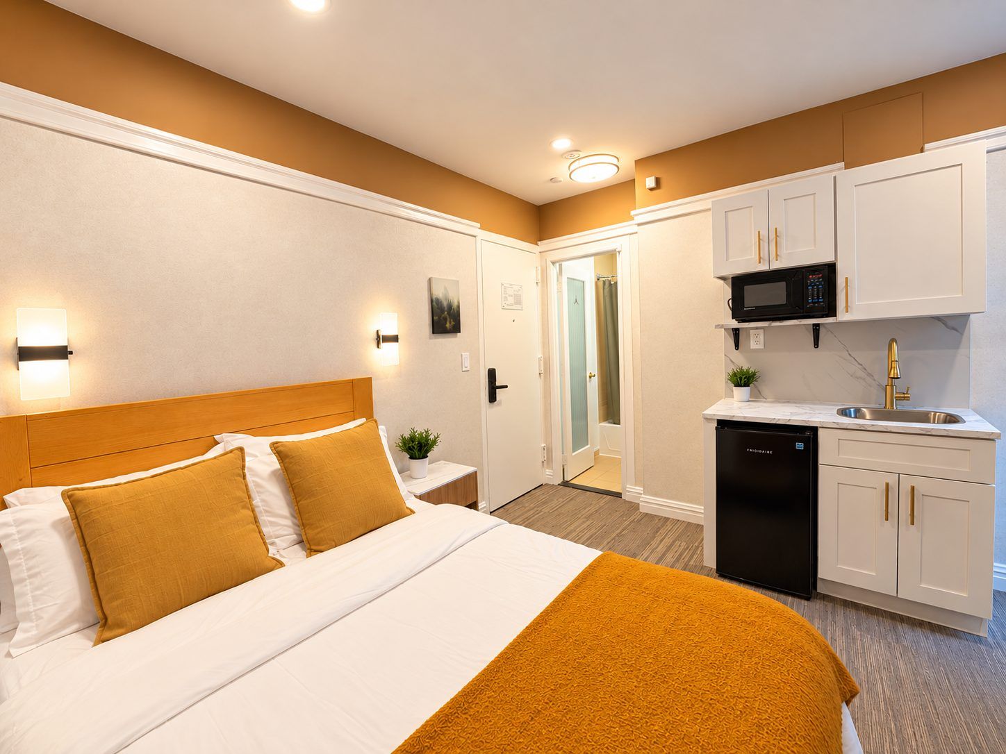 The 46 - Unit 204