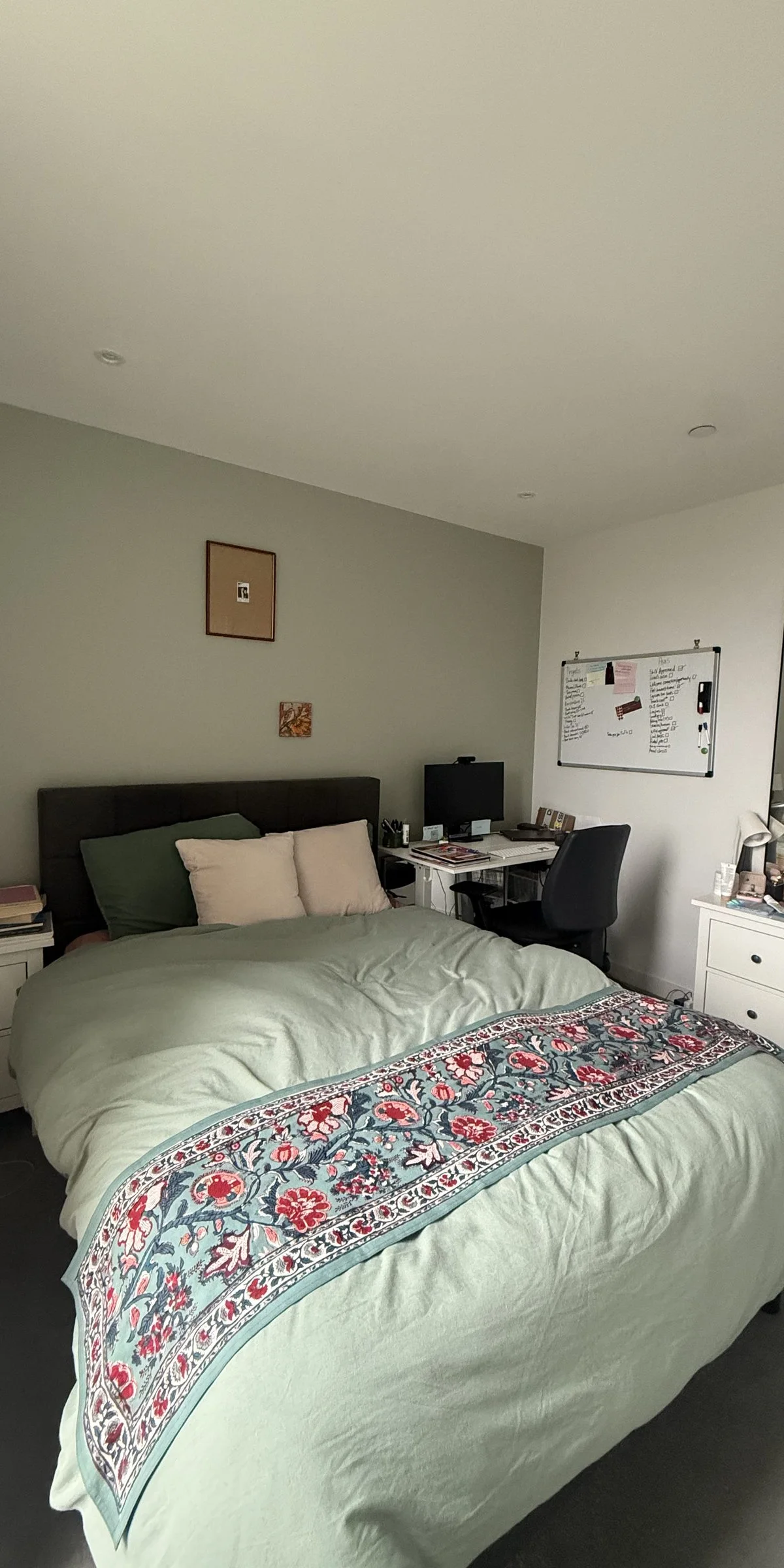 Nov-Jan Sublet in Manor House New Build