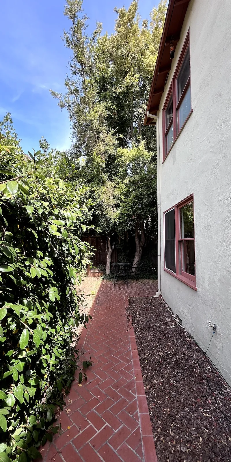 Rental unit in Palo Alto · 3 bedrooms · 4 beds · 1 bath - Bedroom 2