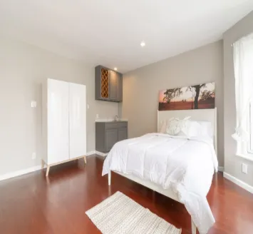 Oasis at Bayhaus /Fast Wifi /W/D /Housecleaning