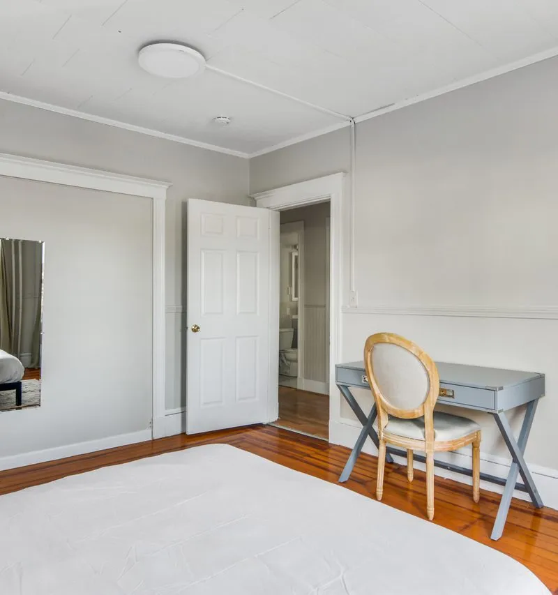 Private room in Spring Hill