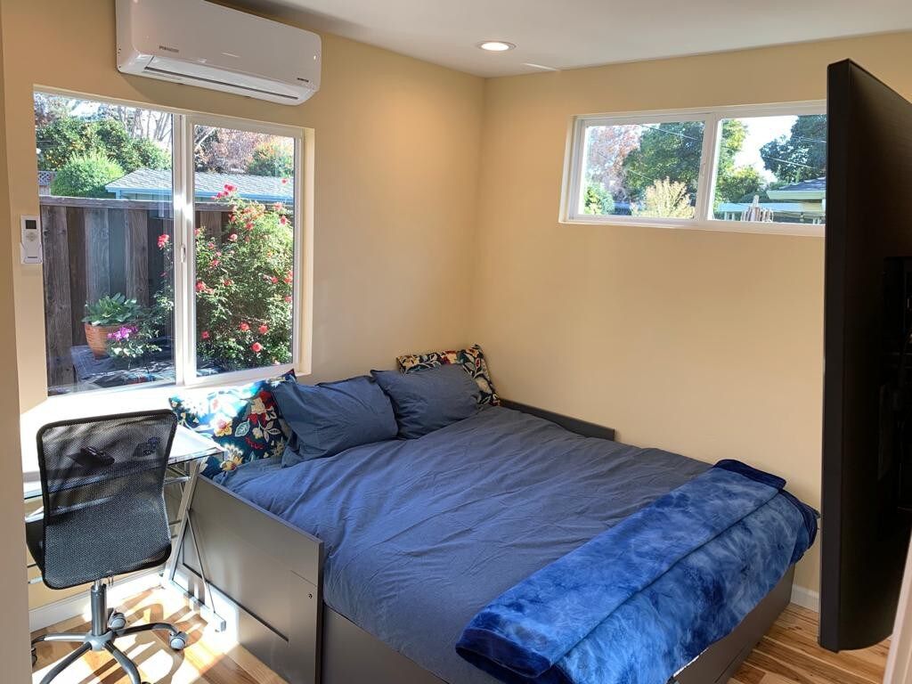 Private Unit near Santana Row, Apple spaceship and NVIDIA