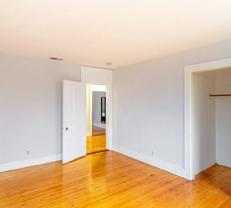 Private room in Auburndale