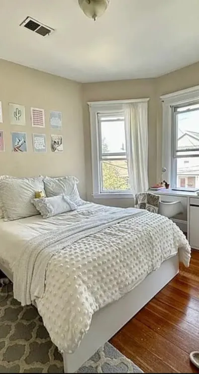 Cozy room in Somerville, MA