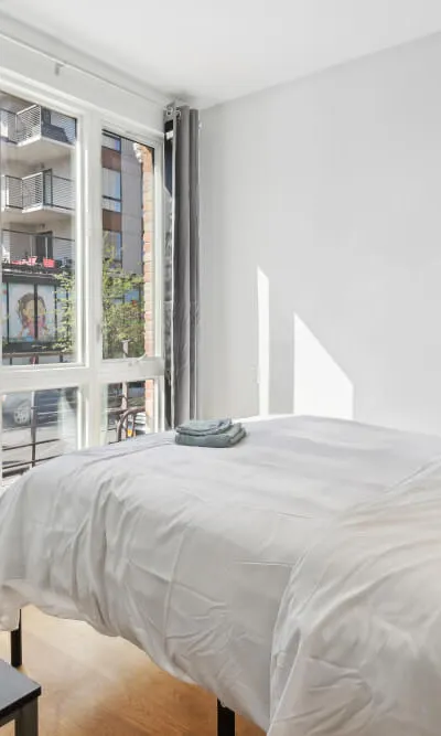 Fayette | Private Room Near Williamsburg & Manhattan