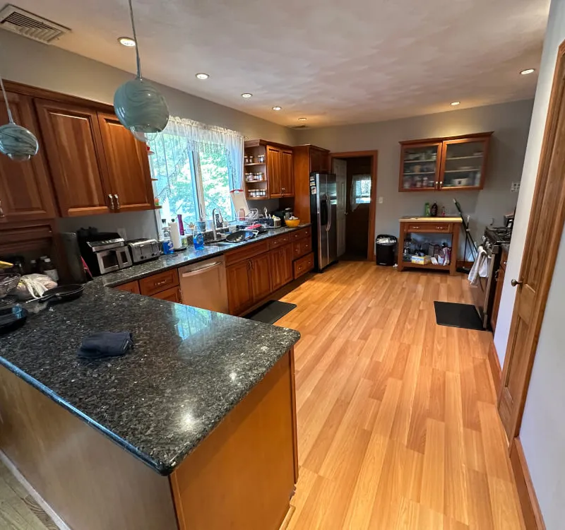Private Room in East Arlington Apartment