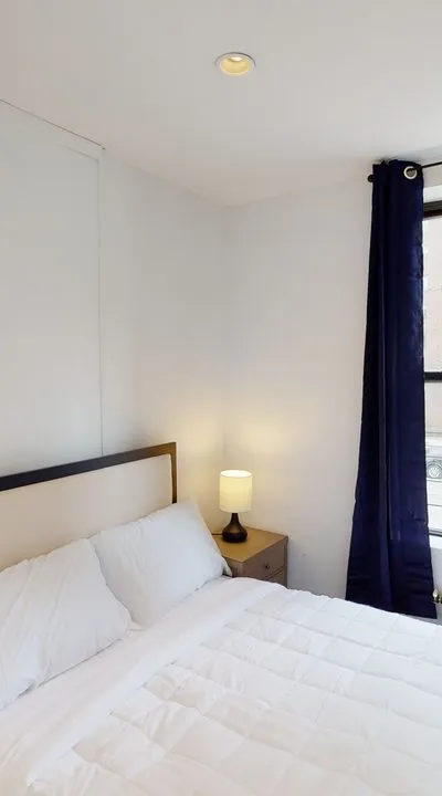 Private room in New York