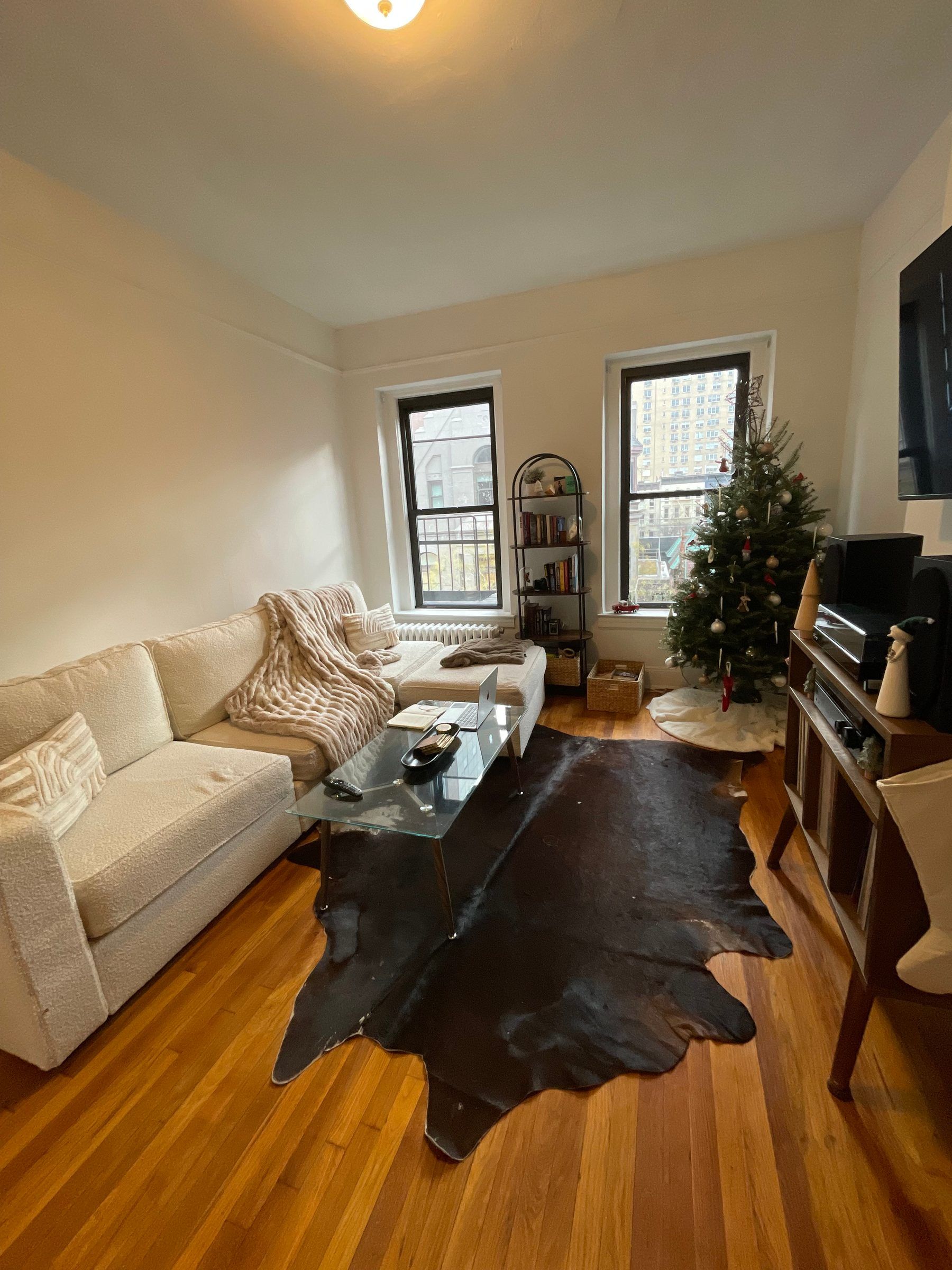 Large Bedroom in UES near Q Train