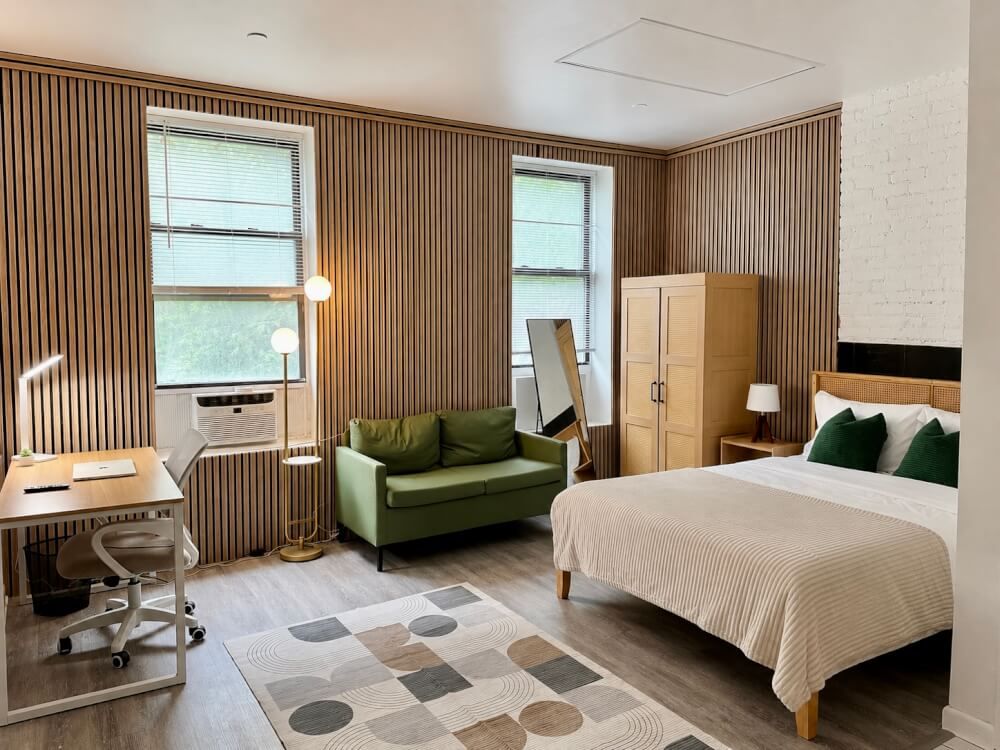 Studio with En-Suite Bathroom in the Upper West Side (A205-01)