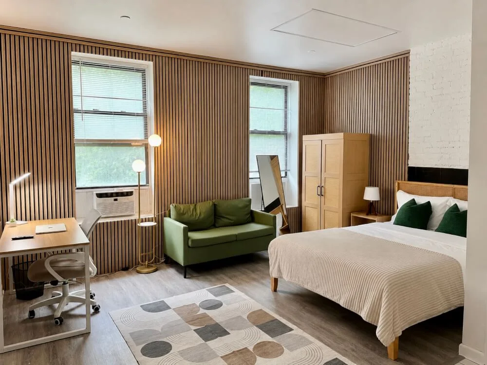 Studio with En-Suite Bathroom in the Upper West Side (A205-01)