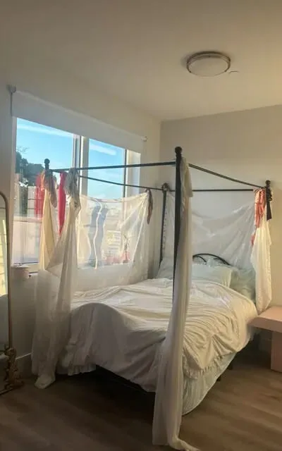 Quiet Studio with Private Roof Access