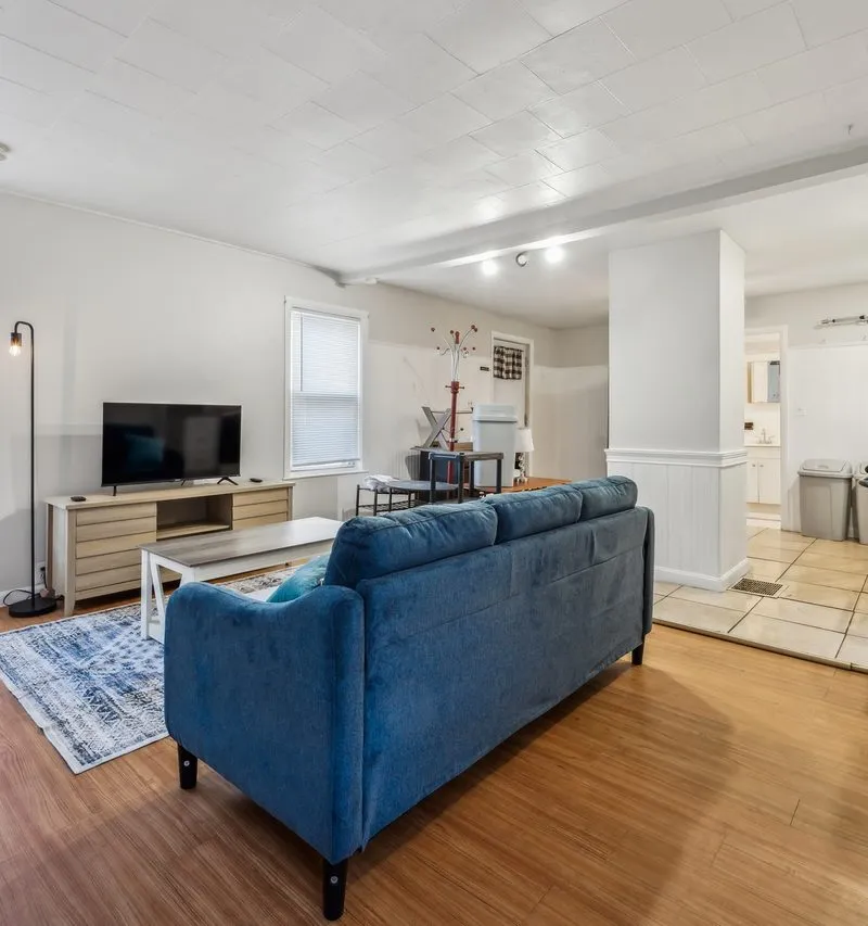 Private room in East Cambridge