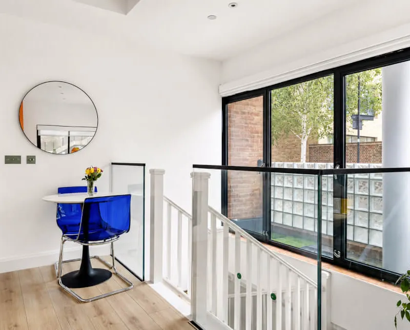 2-bed Maisonette available for a 4.5 month let from 13th October (Clapham)