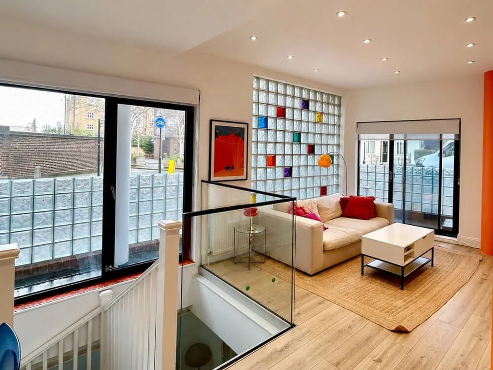 2-bed Maisonette available for a 4.5 month let from 13th October (Clapham)
