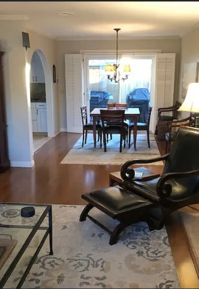 Beautiful Eastside Costa Mesa Townhouse