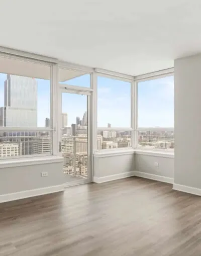 Arkadia 2B2B High-Rise | West Loop | Furnished | Pool & 24/7 Gym