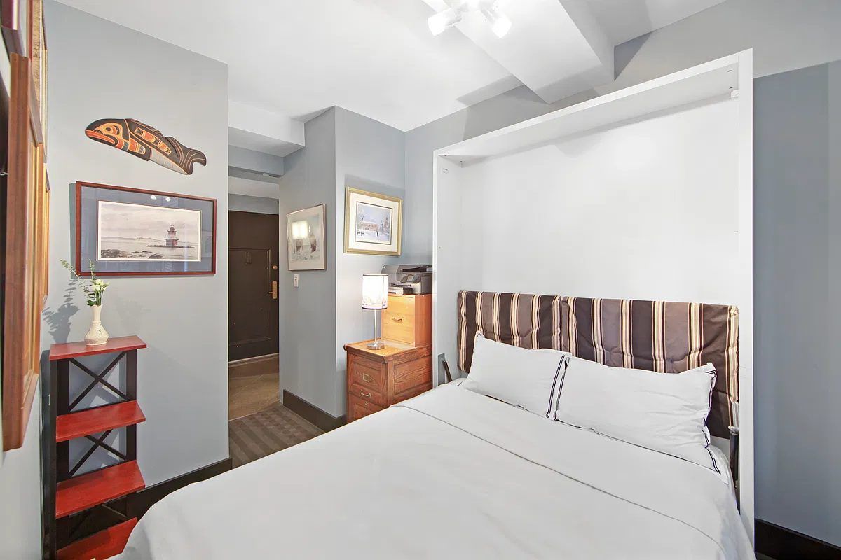 Private bed & bathroom near Grand Central