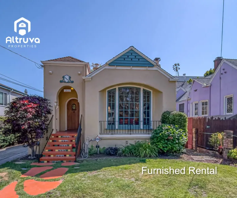 Casa Del Sol - Spacious 5 Bedroom Home Near the Beach