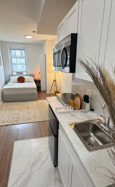 Private Studio in Midtown East, Manhattan – Private Bath & Kitchen