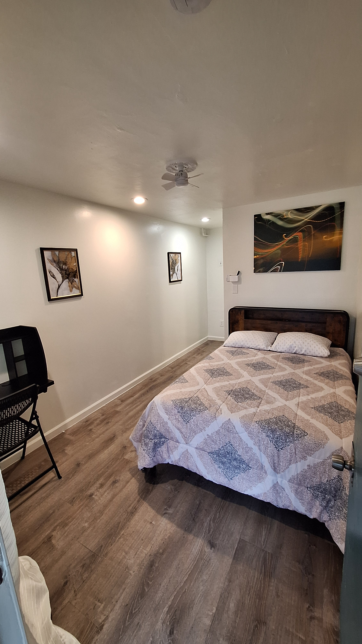 Quiet Private Room with Bath – Close to Oracle, Meta, and Stanford