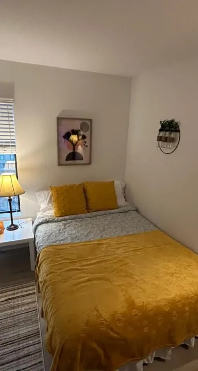 Cozy & Stylish Room Near Downtown DC (601 24th St NW)