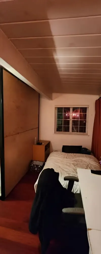 Shared room for 4 woman (one place)