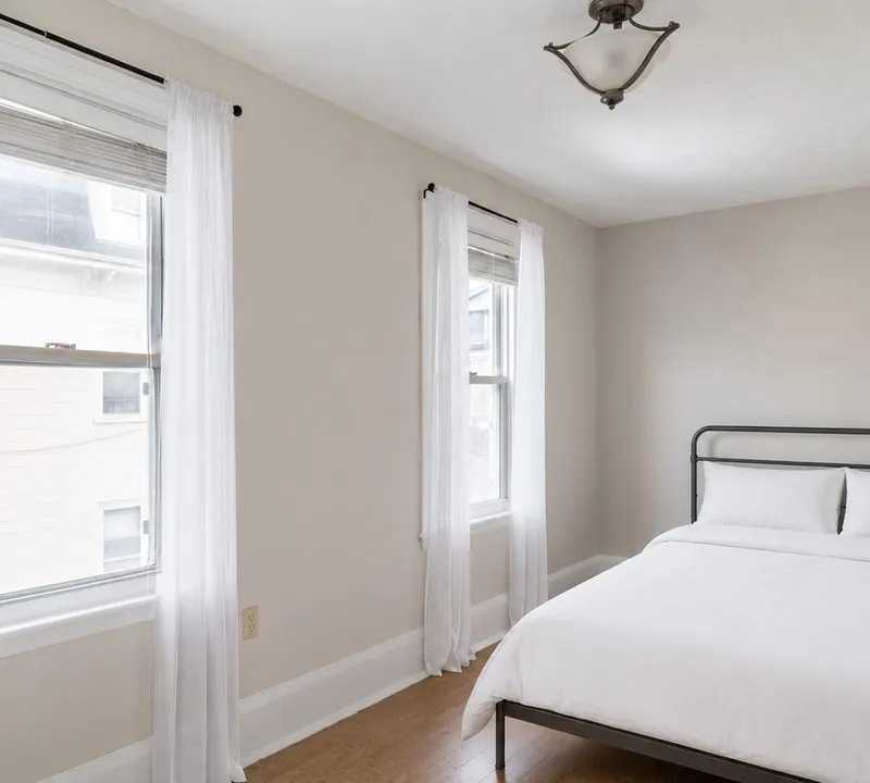1 bedroom apartment in East Somerville