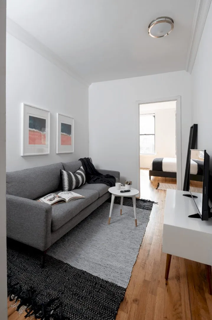 Furnished private room in Central Harlem apartment