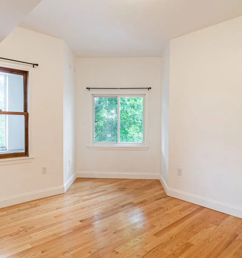 Private room in East Somerville