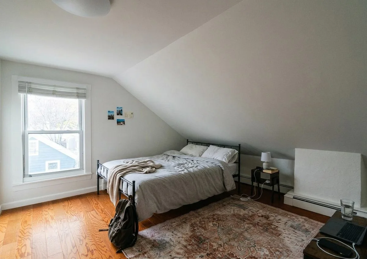 Private room in East Cambridge