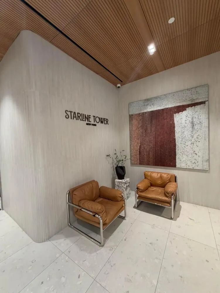 Modern Private Bedroom in 2B2B at Starline Tower (Midtown Manhattan) | Female Only | Roommate Columbia Student | No Broker Fee | Free Amenities & Utilities | Lease thru Aug 31, 2027