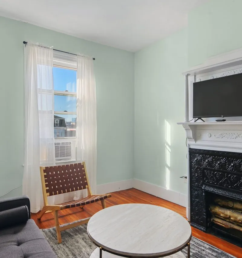 Private room in Allston