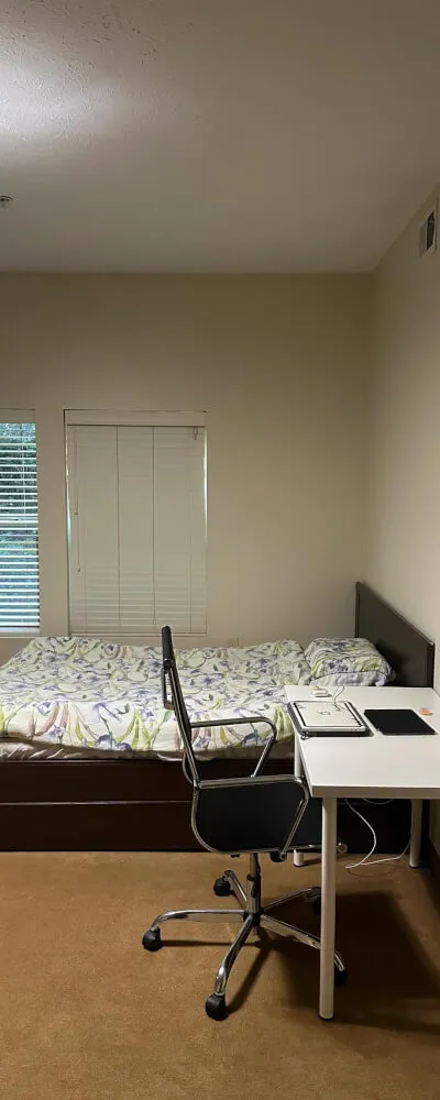 Premium 1B1B Master Bedroom Sublet in 2B2B | In-Unit Laundry | 5-Min Walk to Major Bus Lines | Close to CMU & Pitt