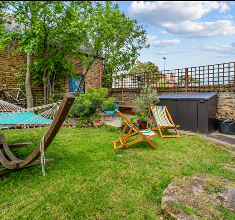 Short Term One Bedroom Flat N15