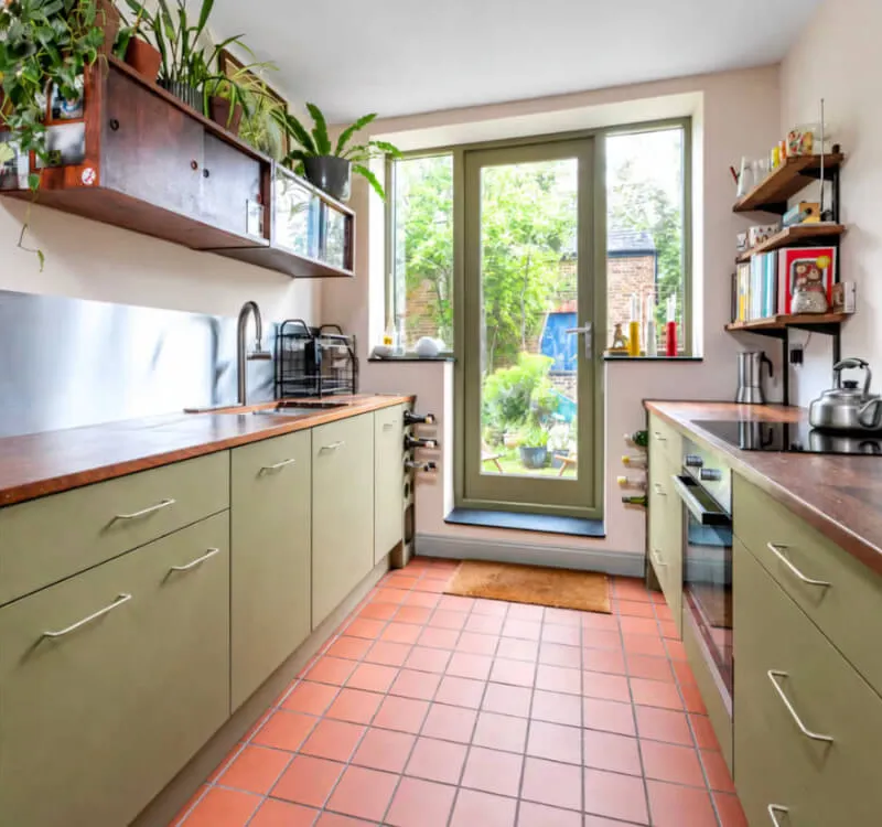 Short Term One Bedroom Flat N15