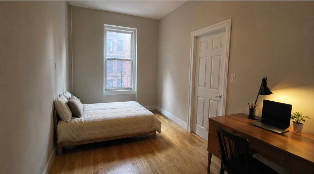Large Private Room in Upper West Side
