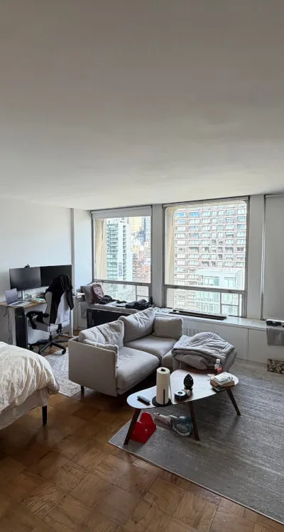 Large Studio in Kips Bay