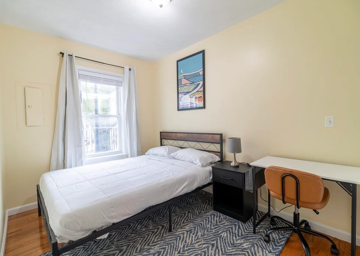 Private room in East Boston