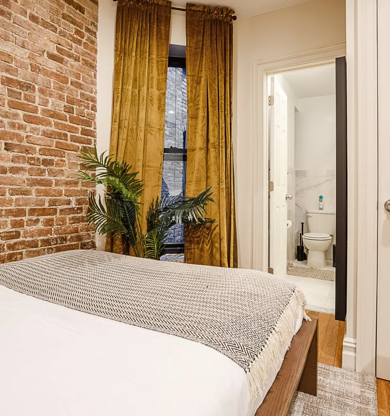 Private room in New York