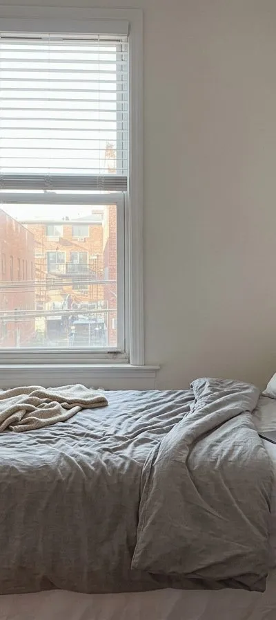 Private room in Queens!