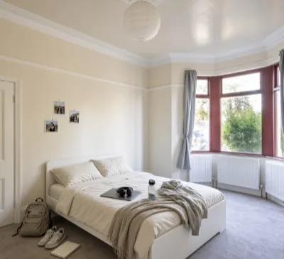 Gosforth 2B1B | 60 m² | Front & Back Garden | Bus Stop at the Door