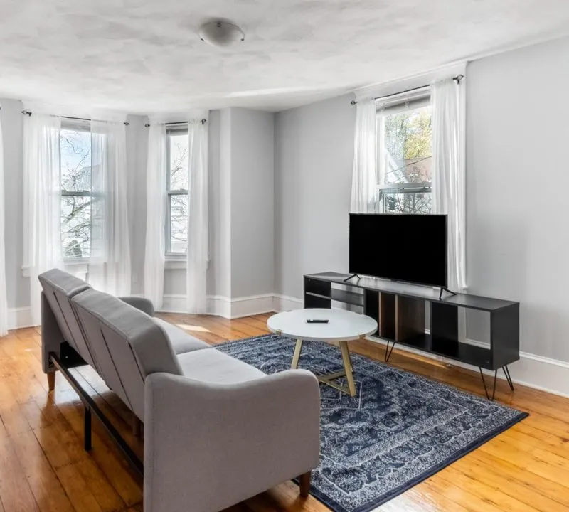 Private room in East Somerville