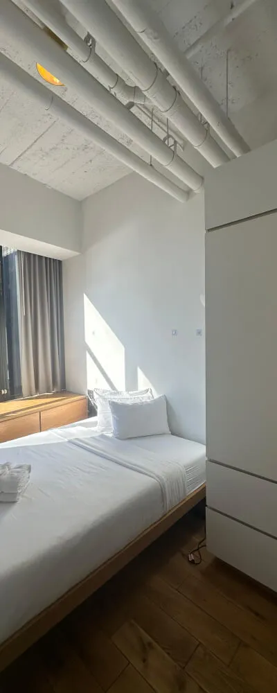 Private Room in Wall st