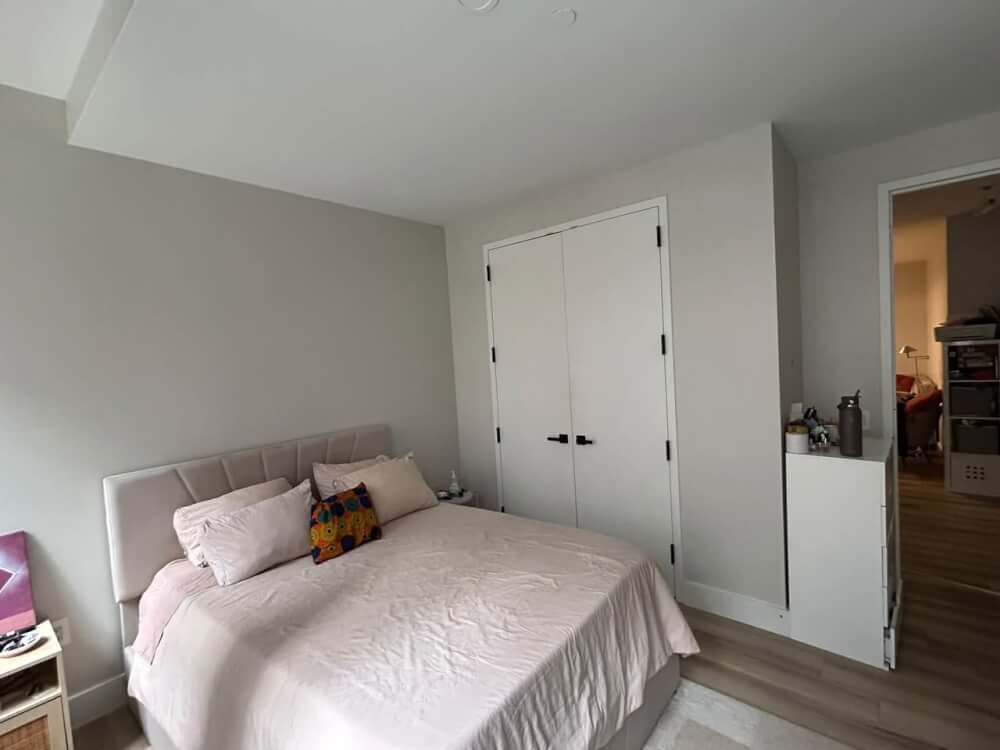 Private Room in Renovated Financial District Apartment
