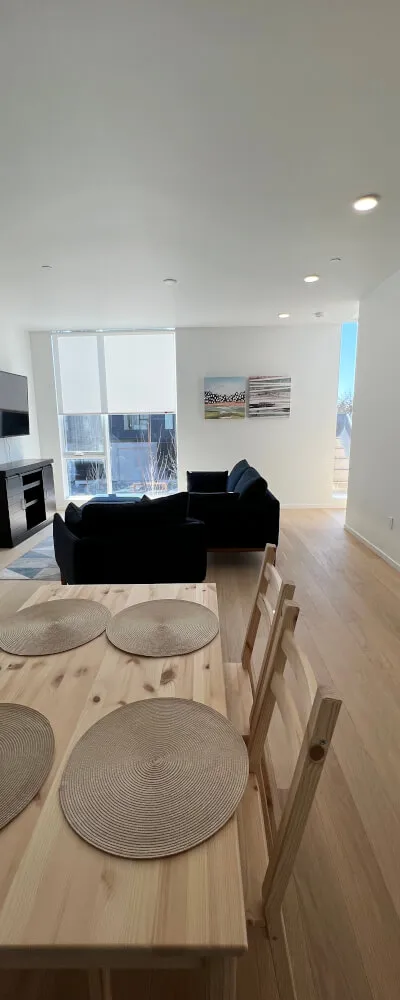 Modern new 2 bedroom, 2 bath unit Downtown Sacramento
