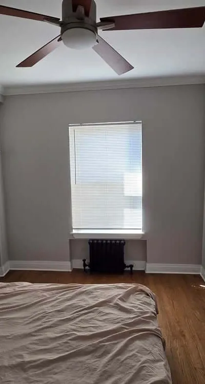 Spacious Uptown One Bedroom Near Lake Michigan
