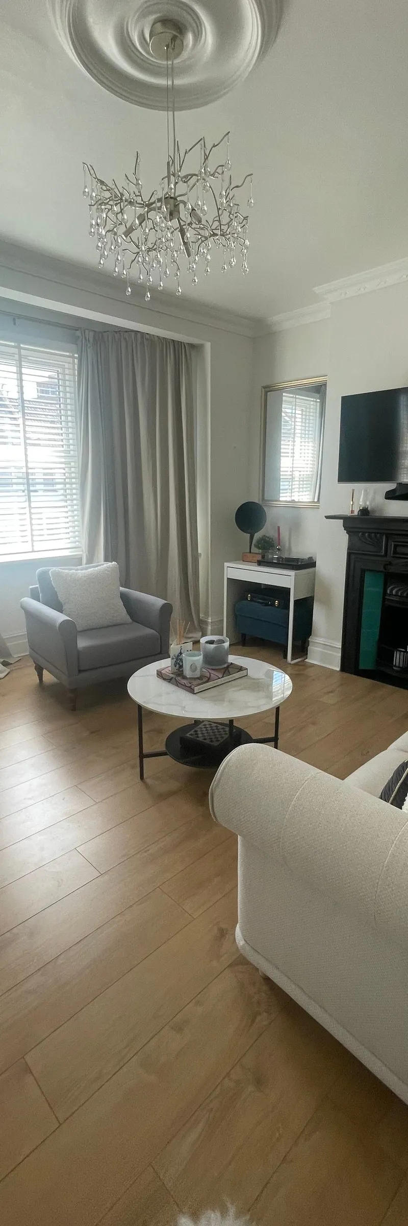 Furnished private bedroom and bathroom in South London