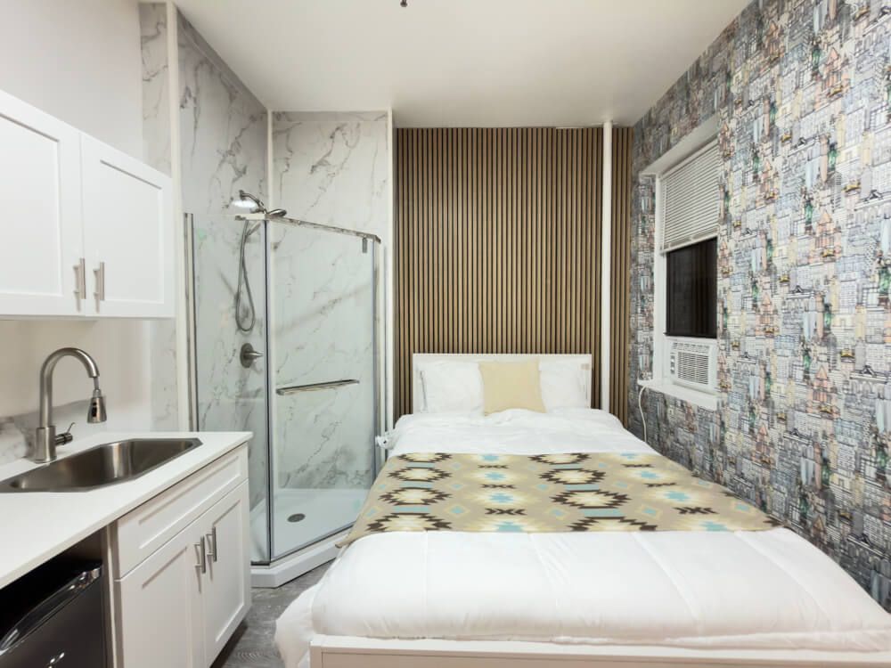 Studio w Private Shower in the Upper West Side (A207-02)