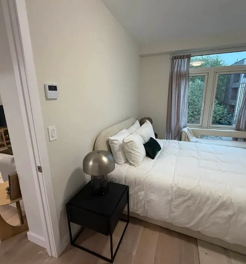 Modern 2BR/2BA Apartment in Long Island City