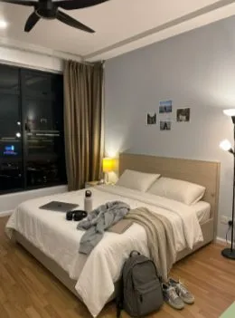 La Costa Spacious Ensuite Room with Lake View